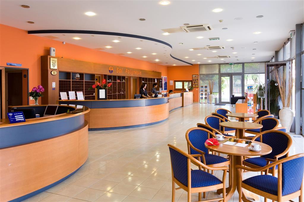 Apartments Polynesia Plava Laguna 우마그 레스토랑 사진